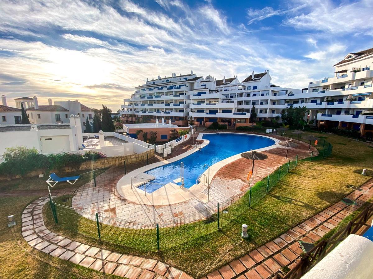 Beautiful New Apartment With Sea View Castillo de Sabinillas Exterior photo